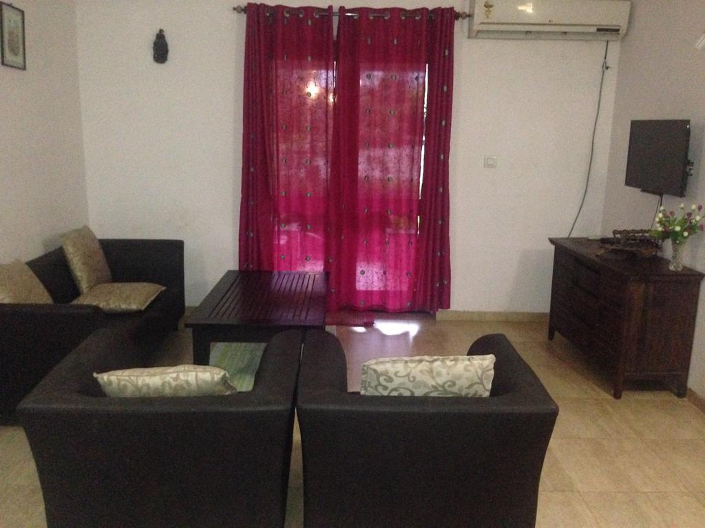 Pool And Garden Facing Apartment In Riviera Foothills Near Baga, Arpora Exterior photo
